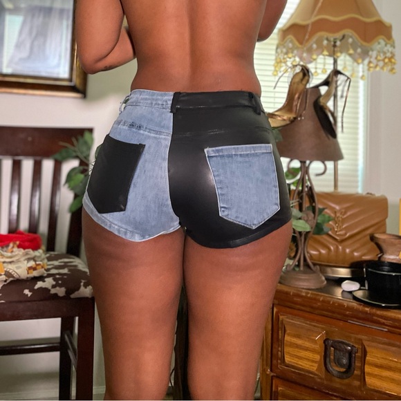 AKIRA Pants - AKIRA Two-Tone Black and Light Denim High-Waist shorts